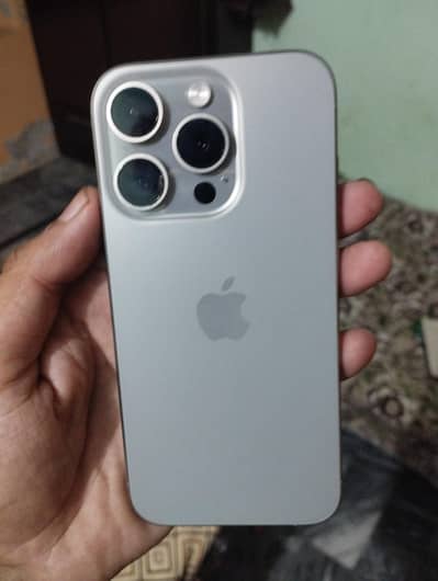 Apple iPhone 15 Pro