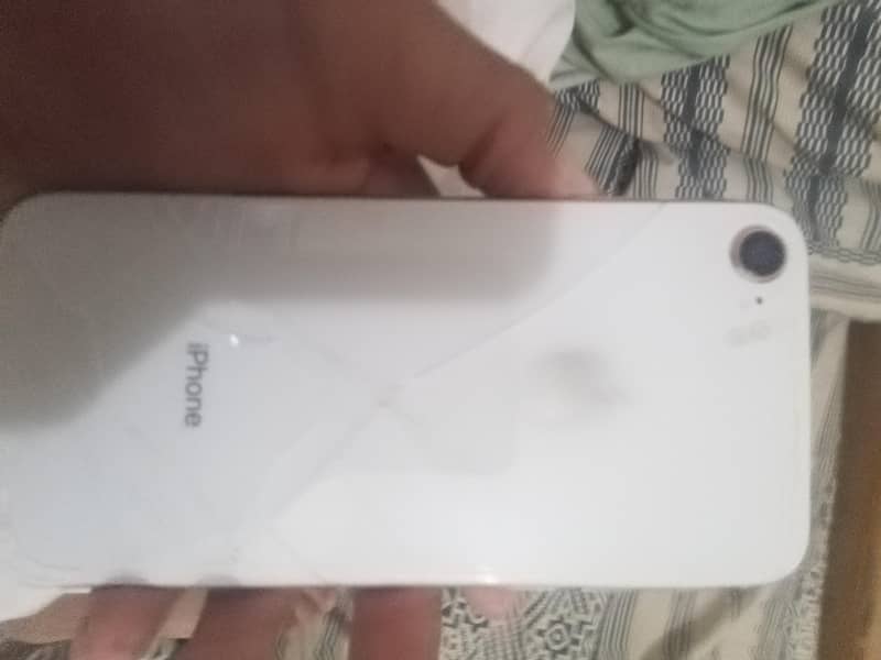 Apple iPhone 8 5