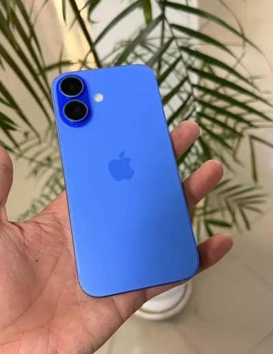 Apple iPhone 16