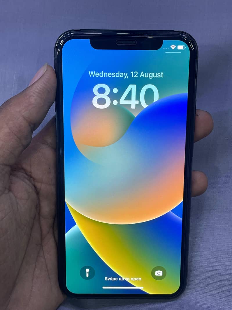 Apple iPhone X 3