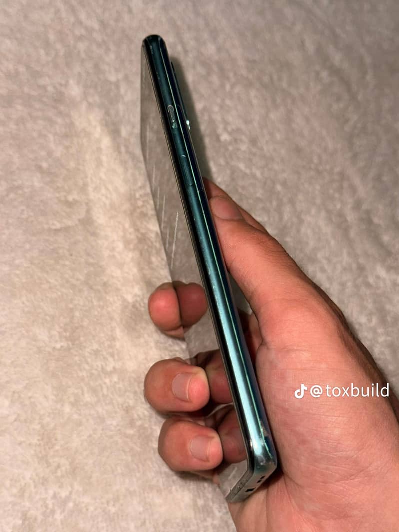 One Plus 8T 1