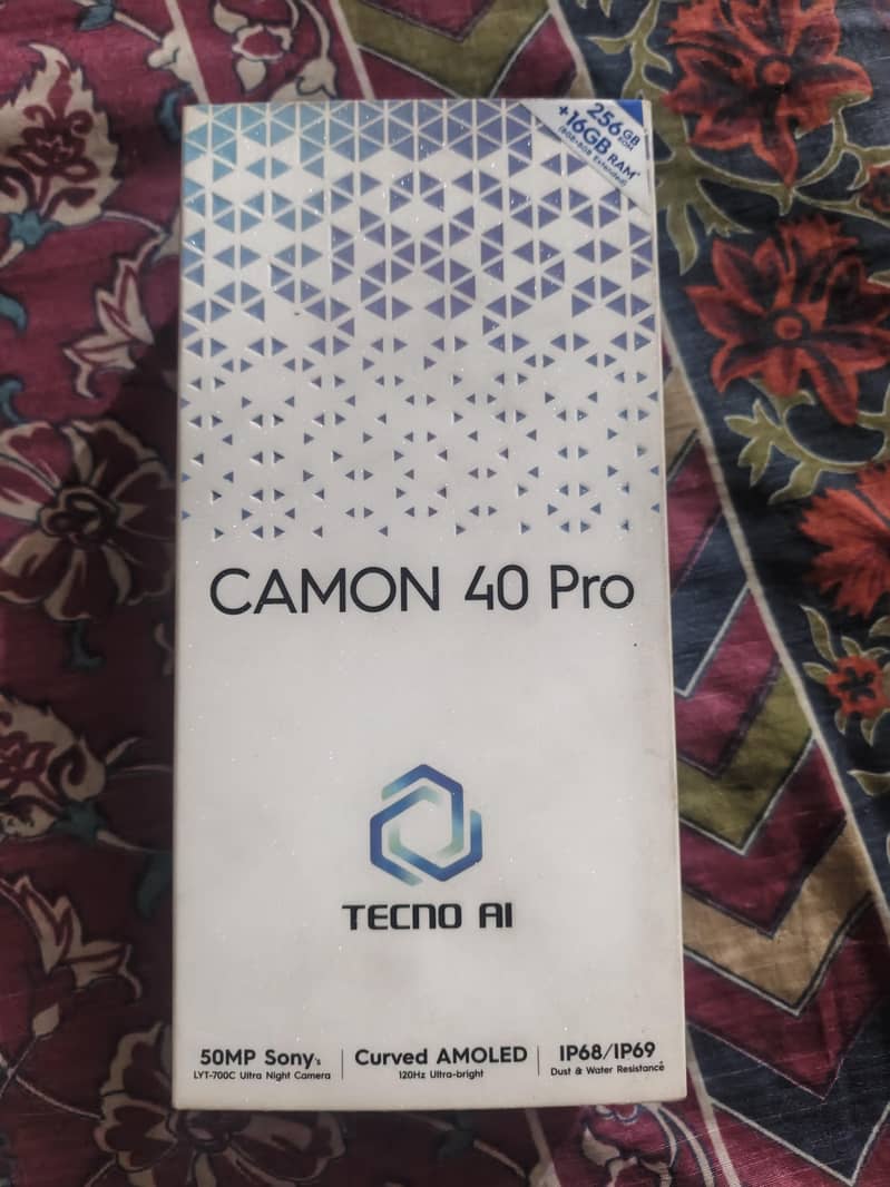 Tecno CAMON 40 Pro 0