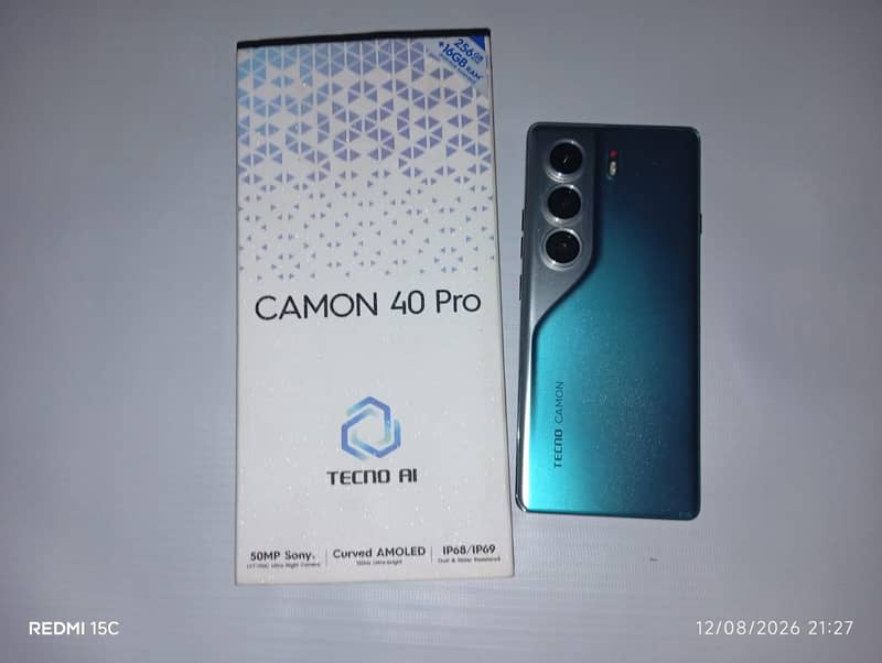 Tecno CAMON 40 Pro 1