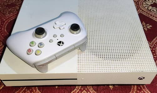 Xbox One S 512 GB - Non Jailbreak - 4k HDR Supported