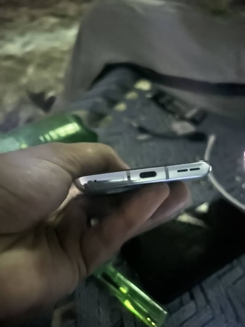 One Plus 8T 2