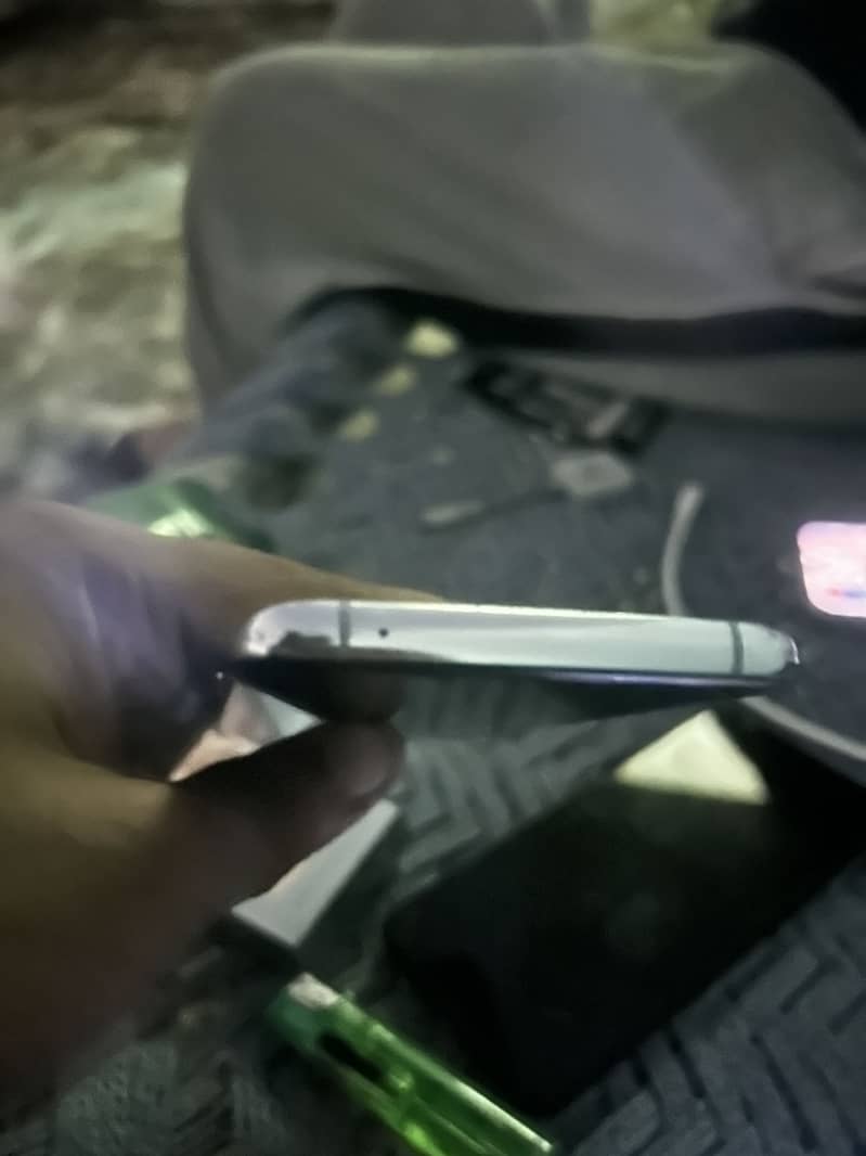 One Plus 8T 4