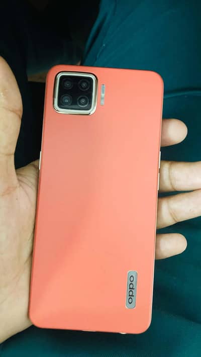 OPPO f17 8/128 snapdragon