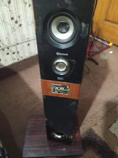 tower speaker