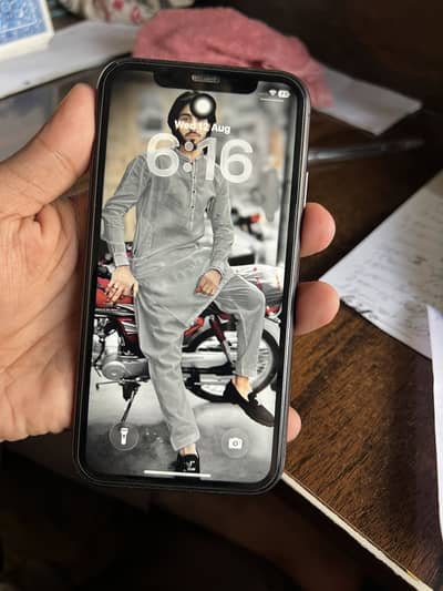 Apple iPhone 11