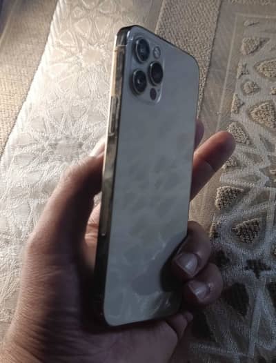 Apple iPhone 12 Pro