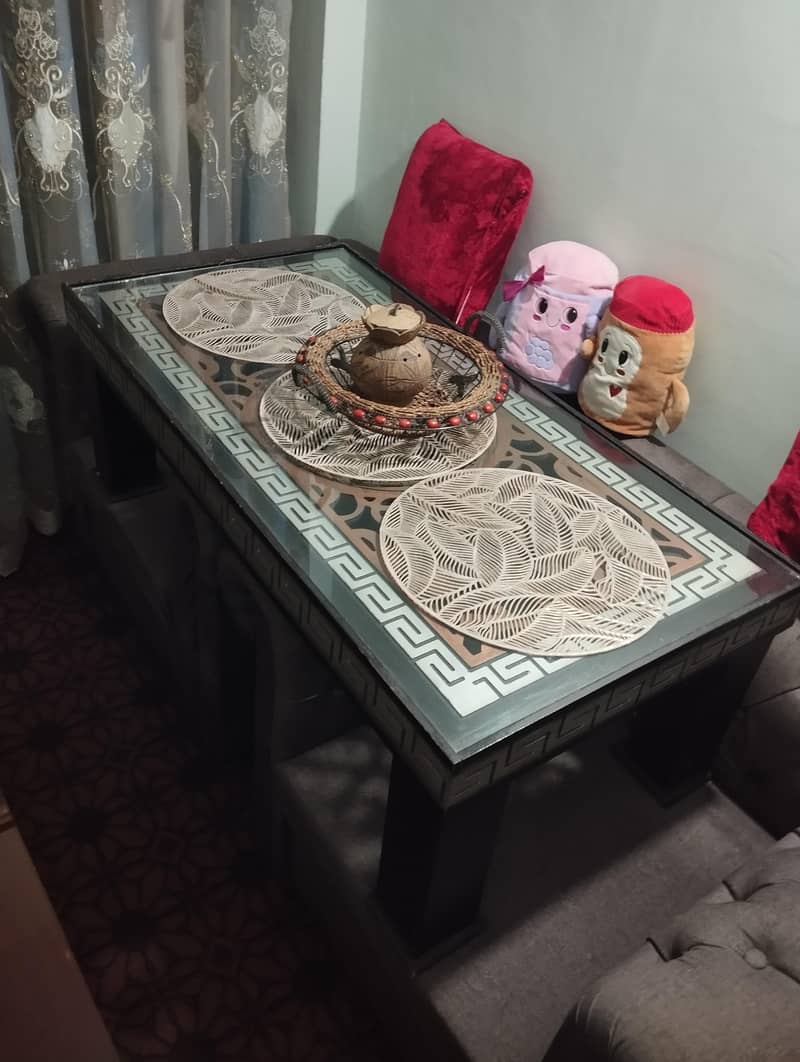 Centre Table 0