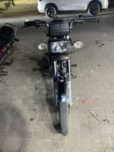 Honda 125 special Gold Edition