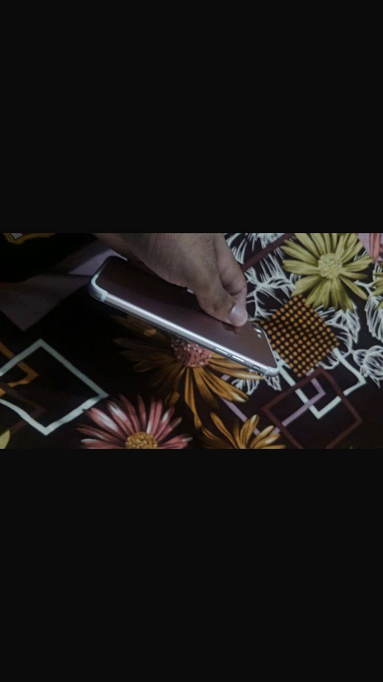 Apple iPhone 7 Plus 2