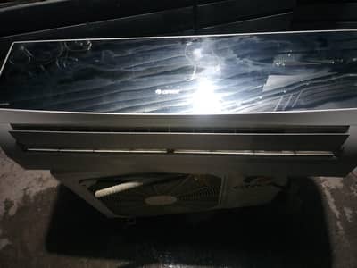 GREE 1 TON INVERTER