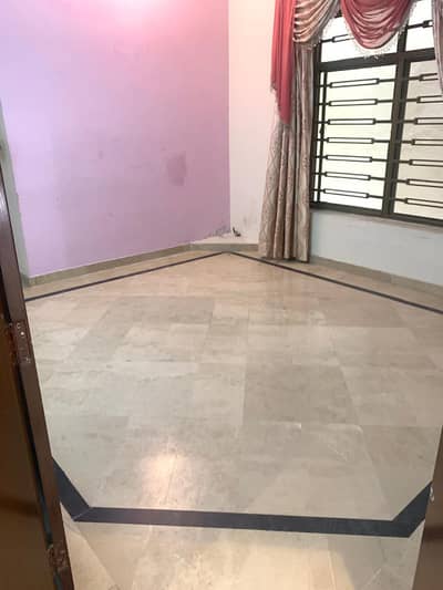 Prime location ground floor for rent in range road