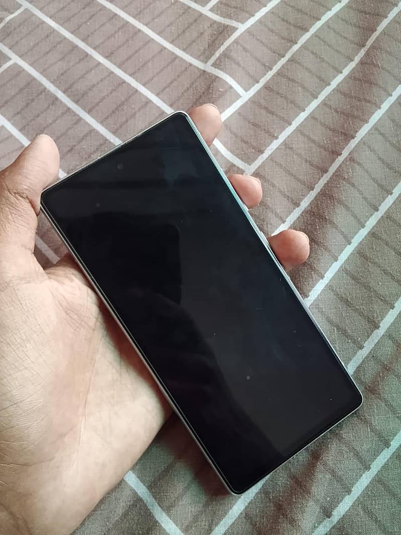 Google Pixel 7a 1