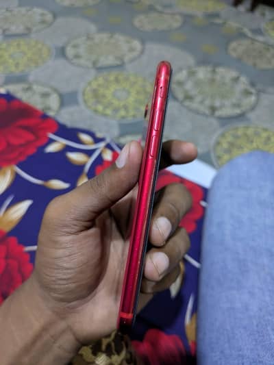 Apple iPhone SE
