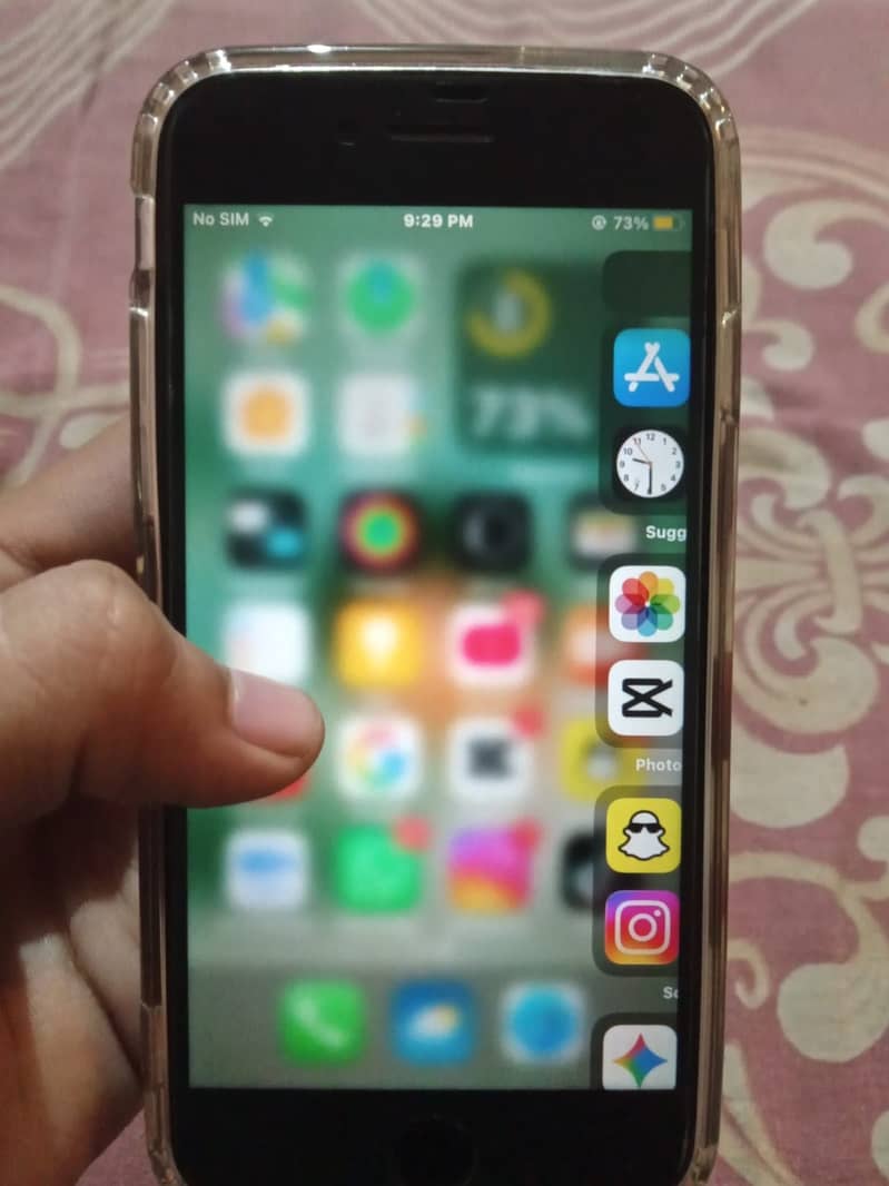 Apple iPhone 8 6