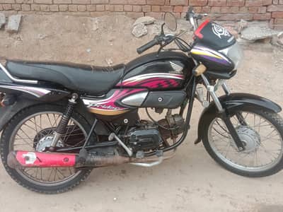 Honda prider good condition