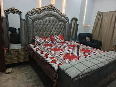 full Size Bed Big Taaj wala