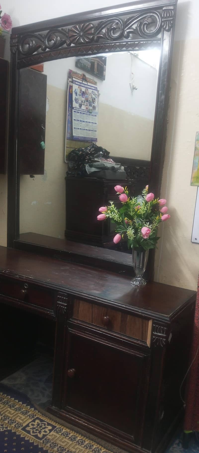 Dressing Table 0