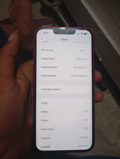 Apple iPhone 13
