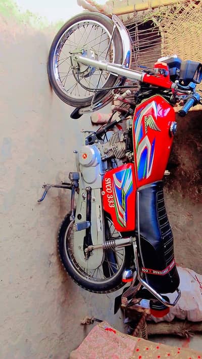 bilkol new condition ahgr kiasy Bhai ko chiy TU bta Dina