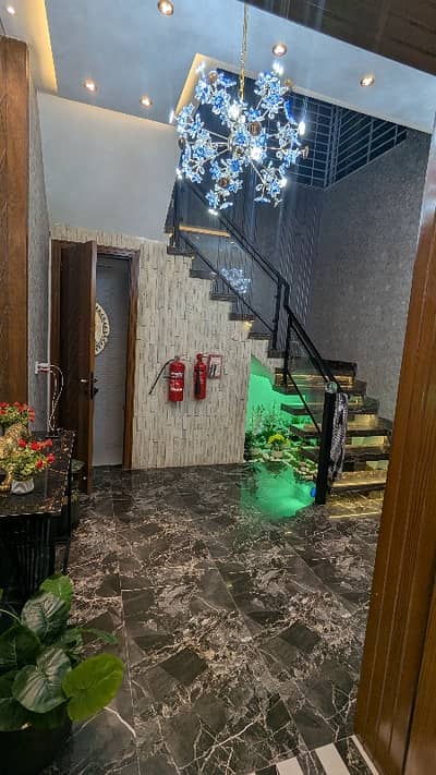 10 Marla Luxury Brand New House For Rent In Bahria Town Lhr