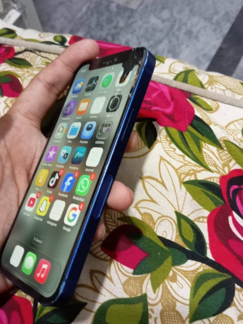 iPhone 12 mini 2