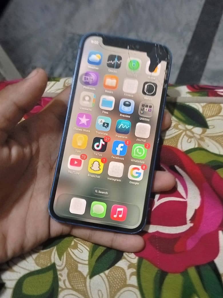 iPhone 12 mini 4