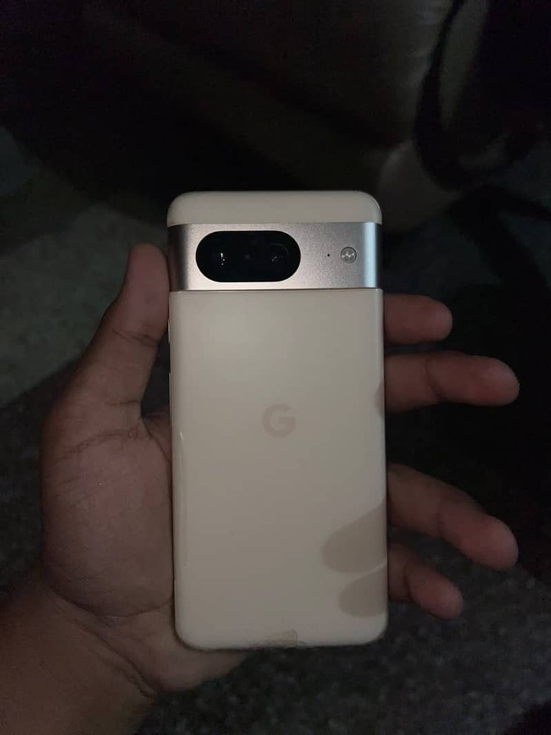 Google Pixel 8 3