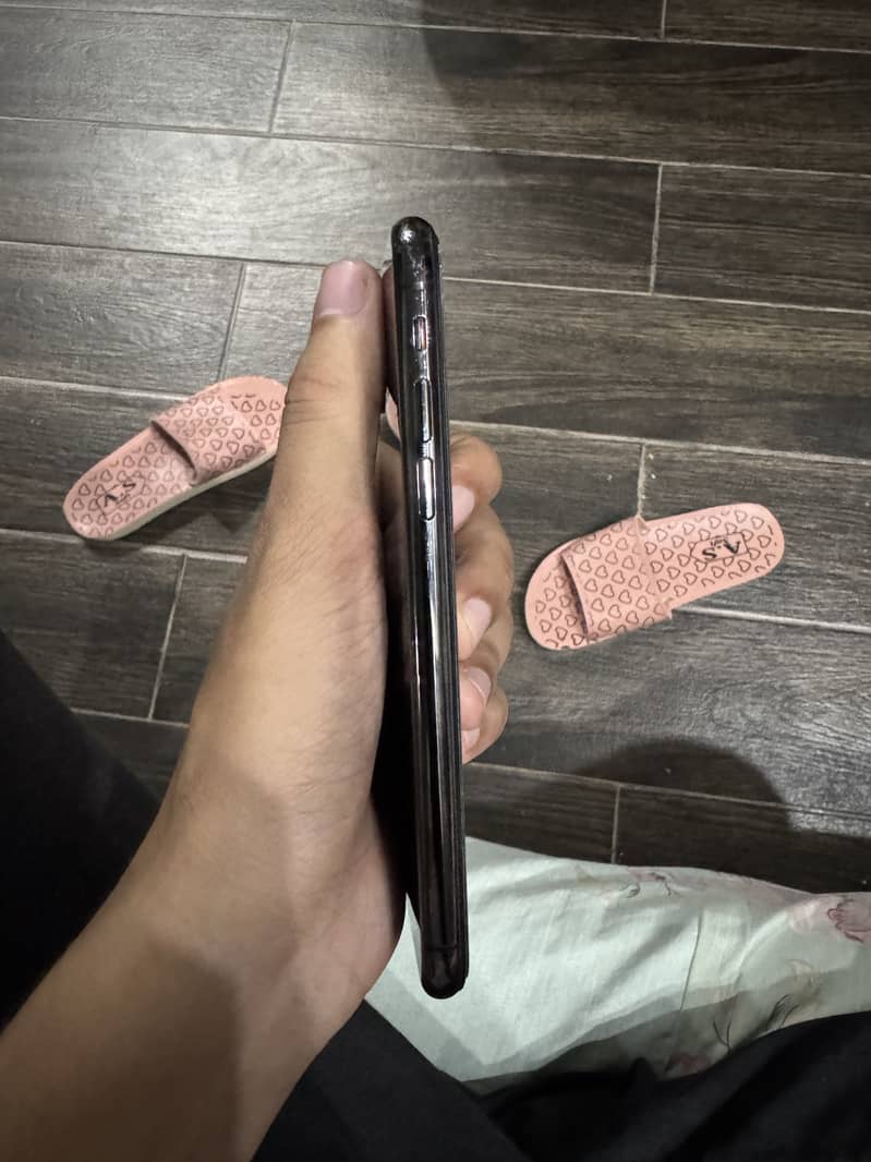 Apple iPhone X 1