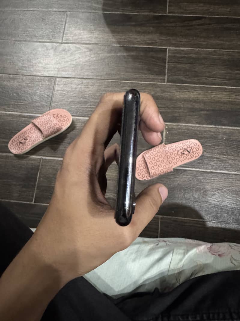 Apple iPhone X 2