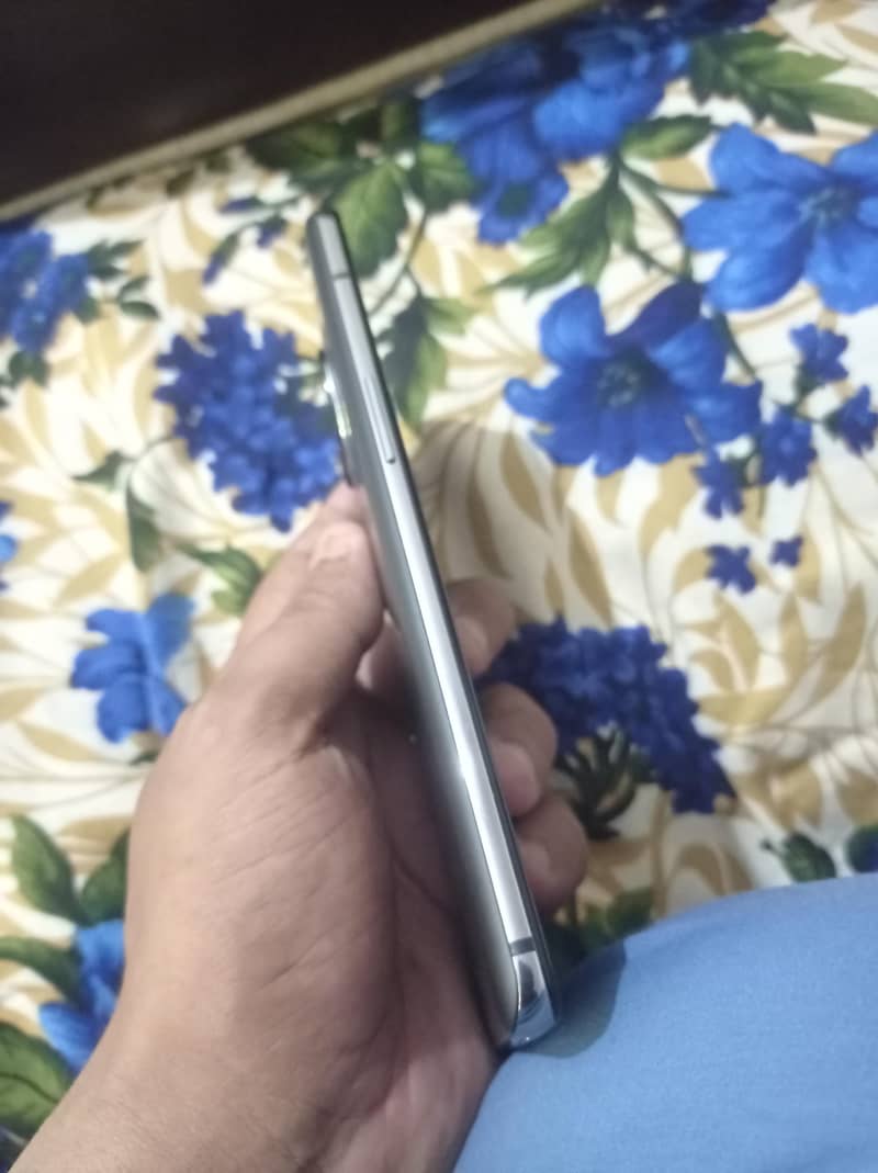 One Plus 7T 3