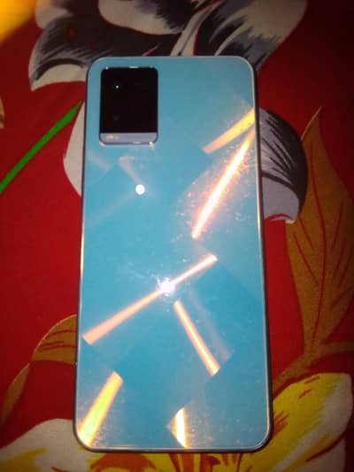 Vivo Y21 for urgent sale