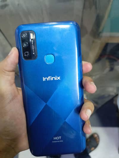 infinix hot 9 play 3 GB 64 gb