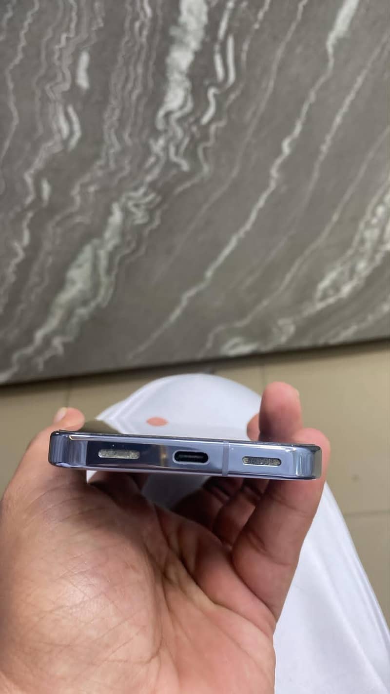 Google Pixel 10 Pro 2