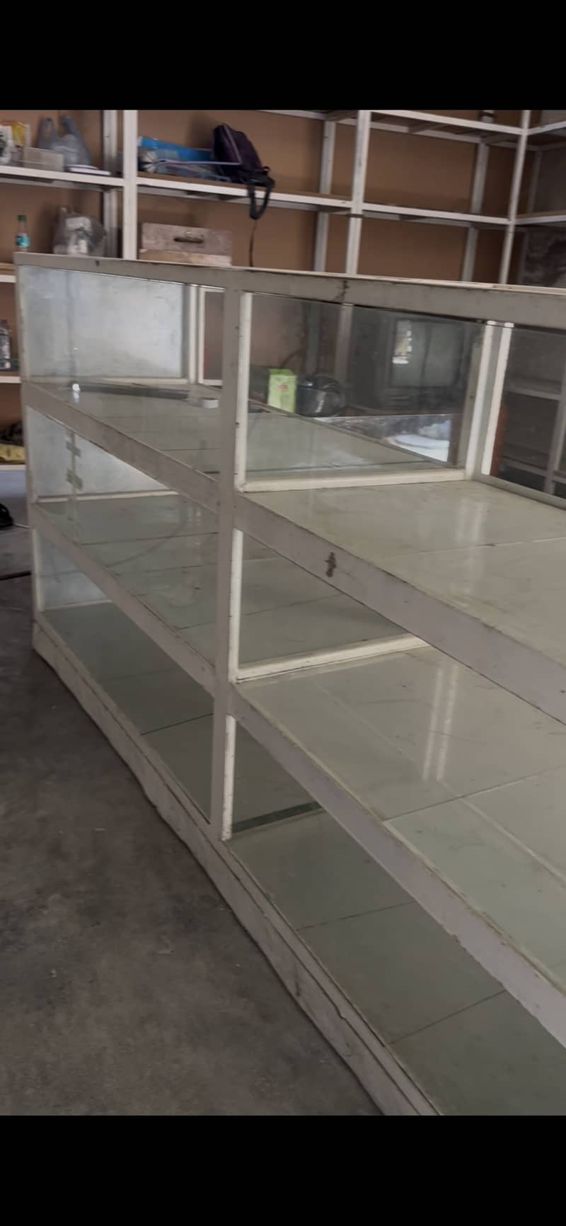 Shop showcase 0