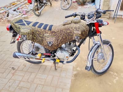 10 10 condition Bick ma q kam Nahin ha all ok
