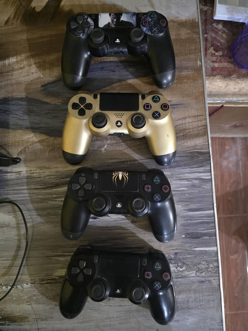 Play Station 4 Controller / DS4 1