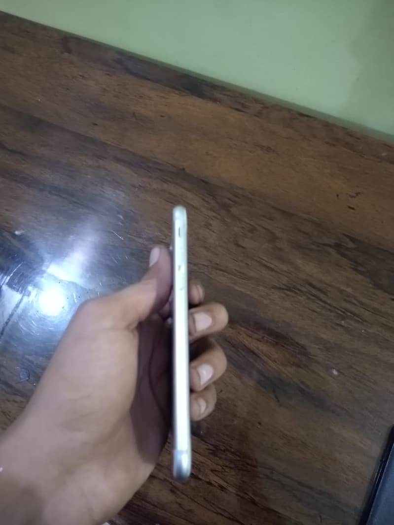Apple iPhone 6S 2