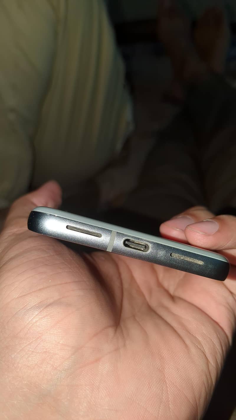Google Pixel 8 0