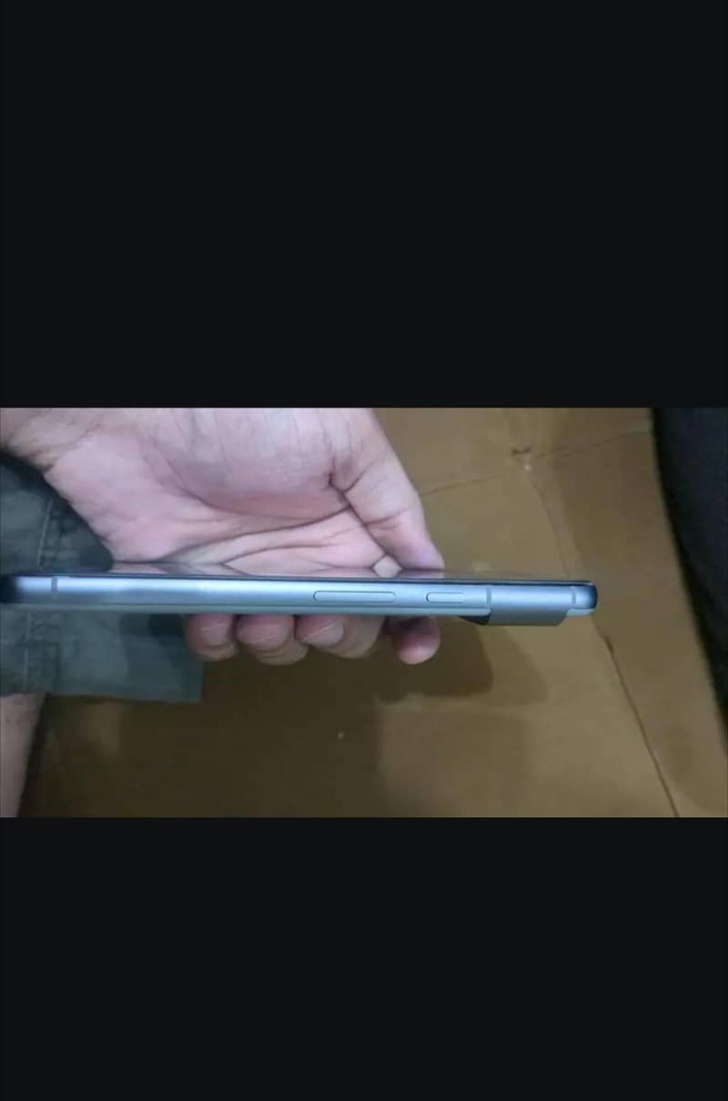 Google Pixel 8 3