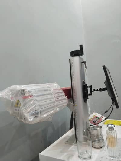 Brand new Raycue Laser Marking Machin3