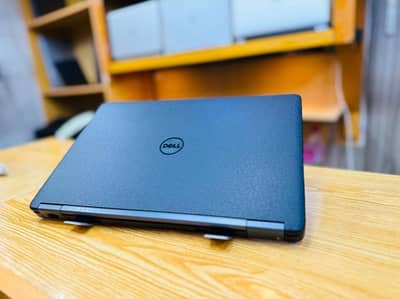 Dell Latitude 7250 i7 5th Generation 8 Gb ramm 128 Gb nvme ssd