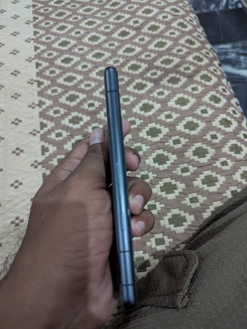 Pixel 7a. 3