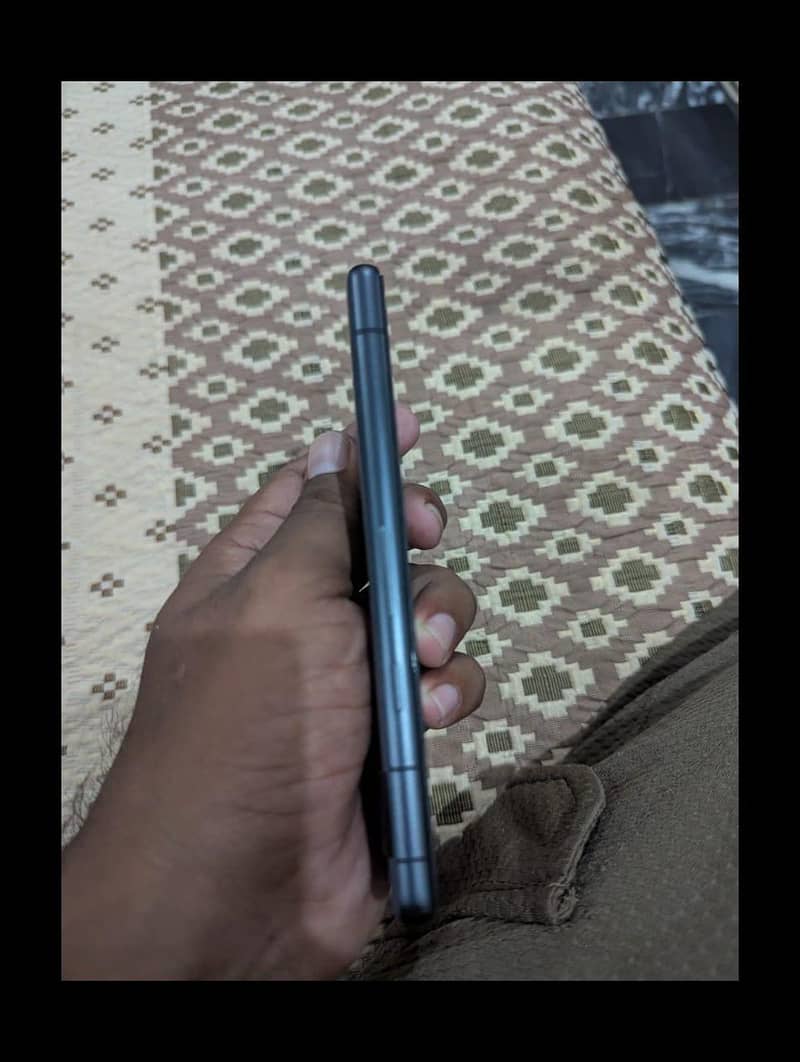 Pixel 7a. 4