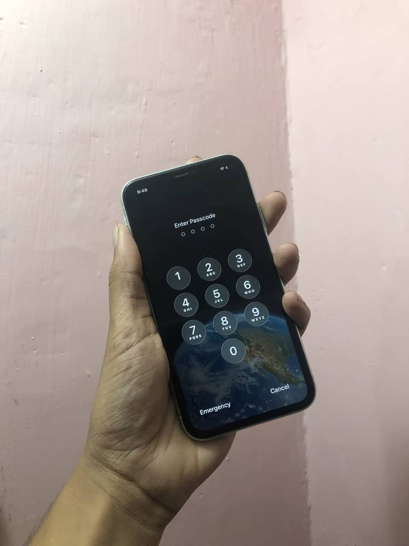 Apple iPhone 11 0