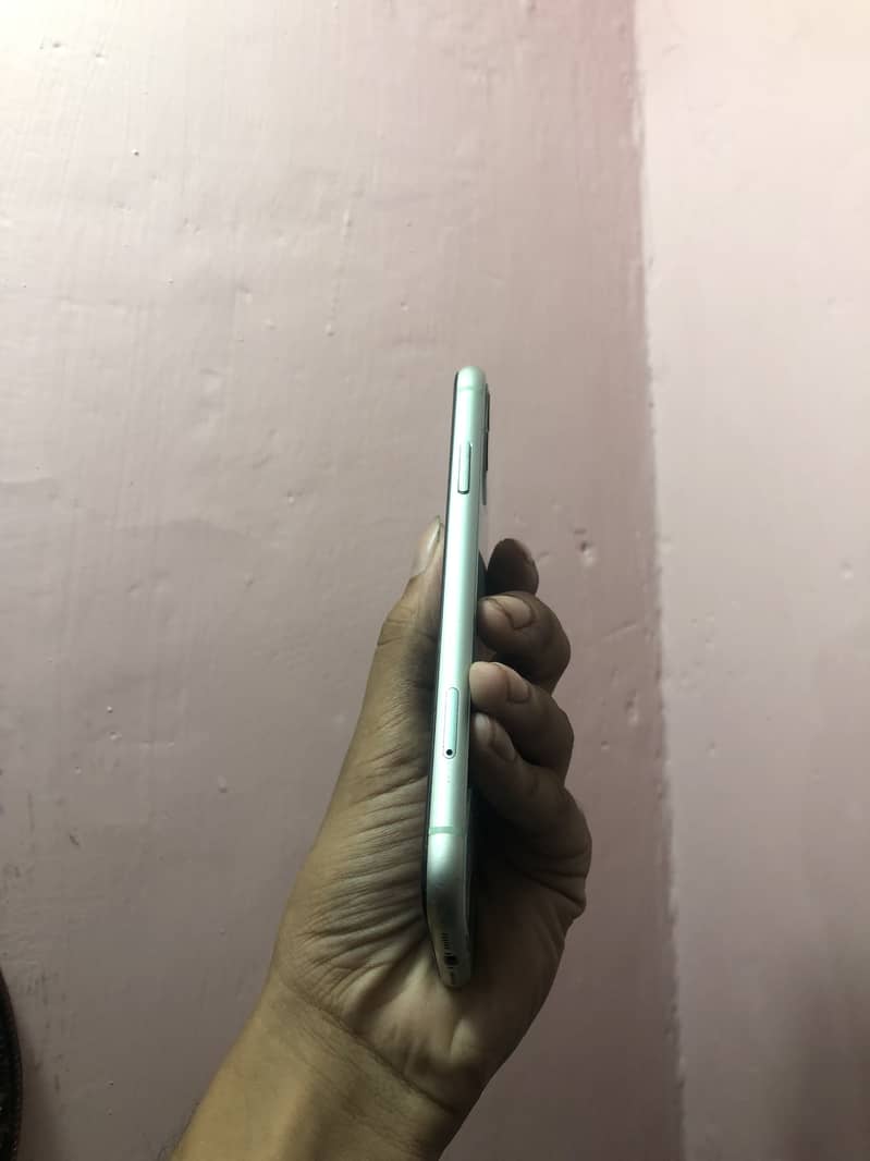 Apple iPhone 11 1