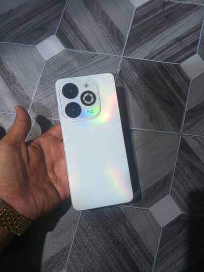 Infinix Smart 8 Pro